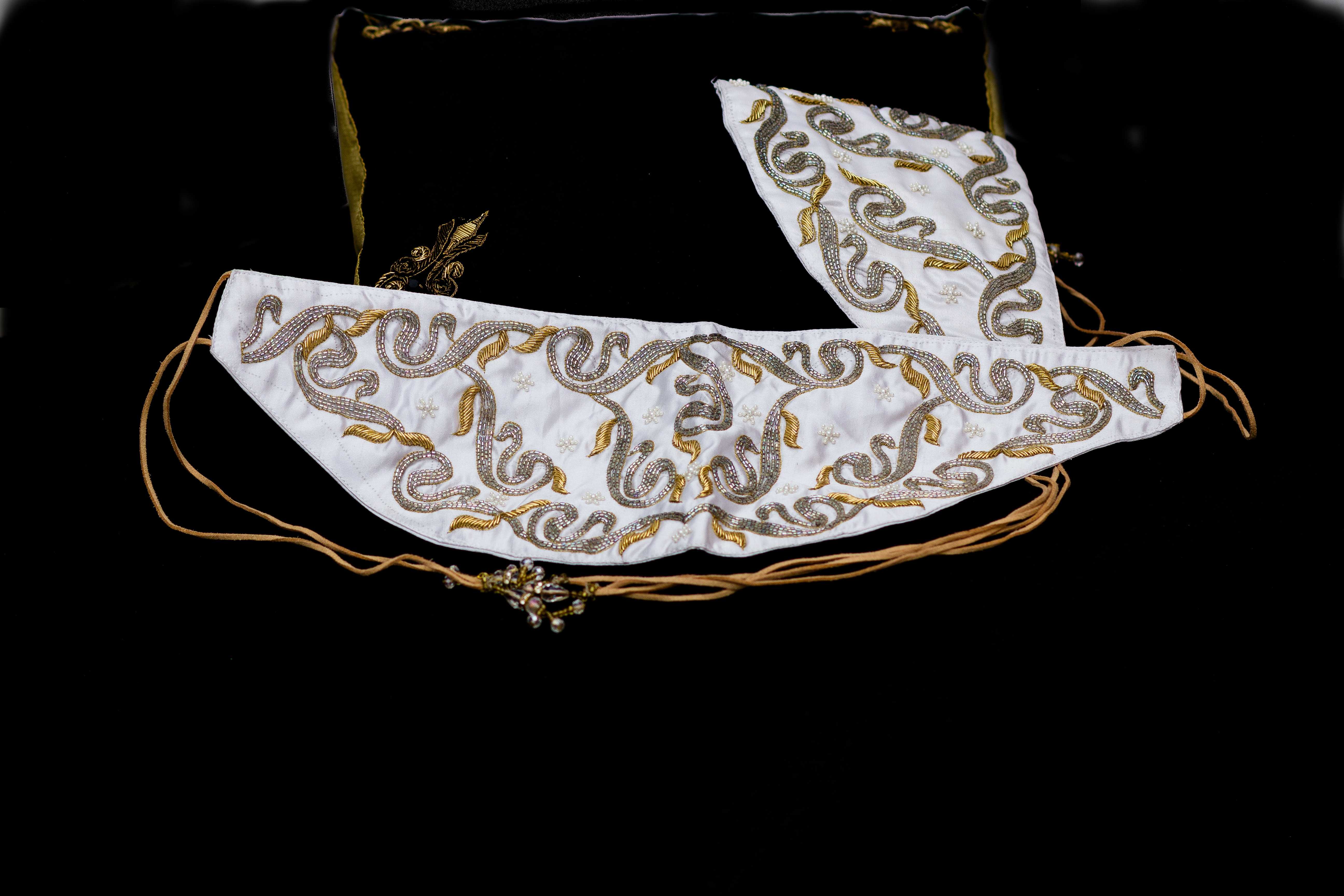 Curtain Sash subtle